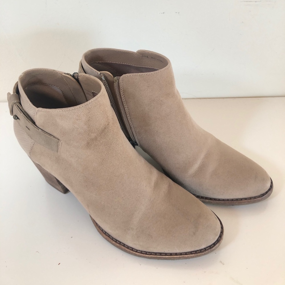 Dv8 ankle boots nude color